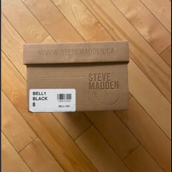 Black Steve Madden - Picture 2 of 4